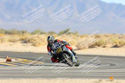 media/Nov-17-2024-CVMA (Sun) [[1fec520723]]/Race 8-Formulw LW Twins SHOOTOUT/